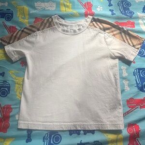 Burberry Kids clothing